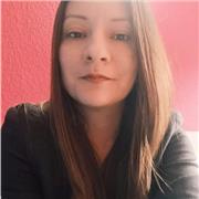 Profesora de inglés intermedio, en modalidad virtual